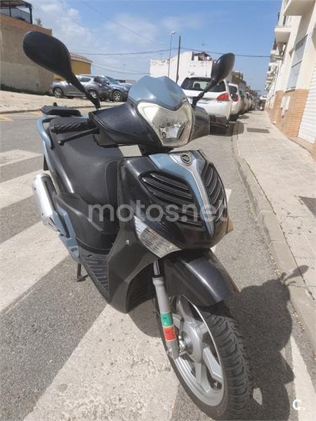Keeway Logik 125 1400 € 2014 Sevilla - 4