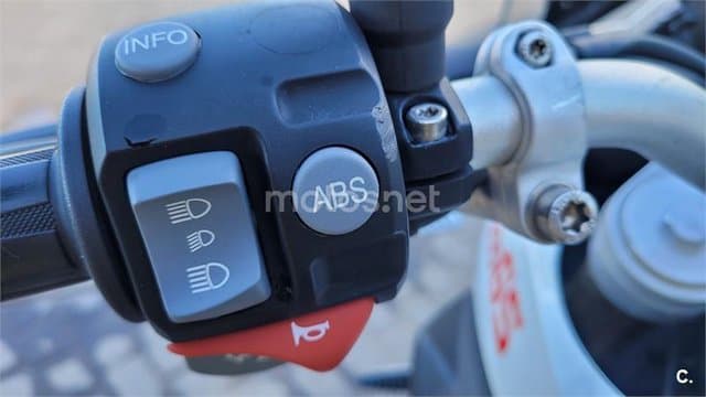 BMW F 800 GS 6900 € 2017 Valencia - 13