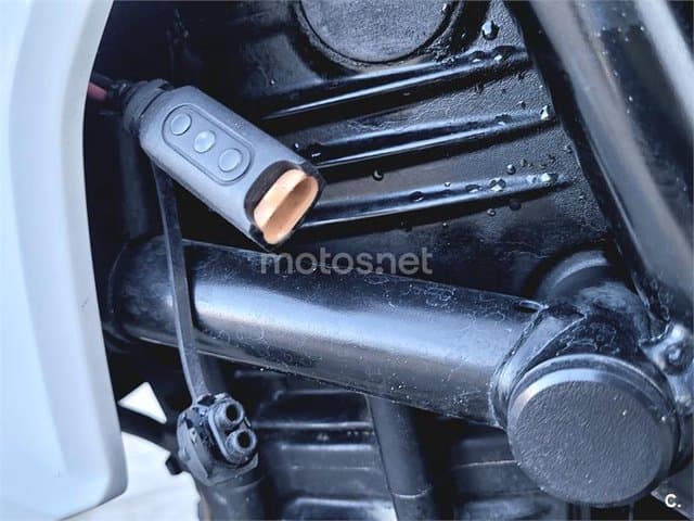 BMW F 800 GS 6900 € 2017 Valencia - 9