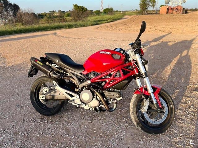Ducati Monster 696+ ABS 5000 € 2014 Madrid - 1