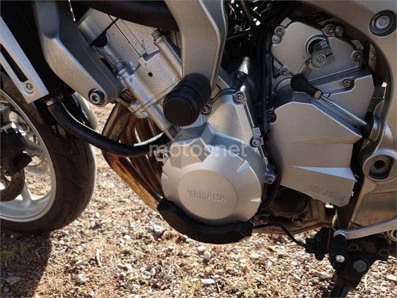 Yamaha FZ6 S 2690 € 2004 Valencia - 4