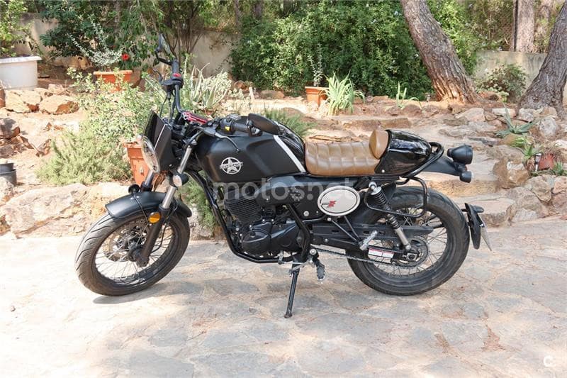 UM Renegade Scrambler 1800 € 2021 Valencia - 2