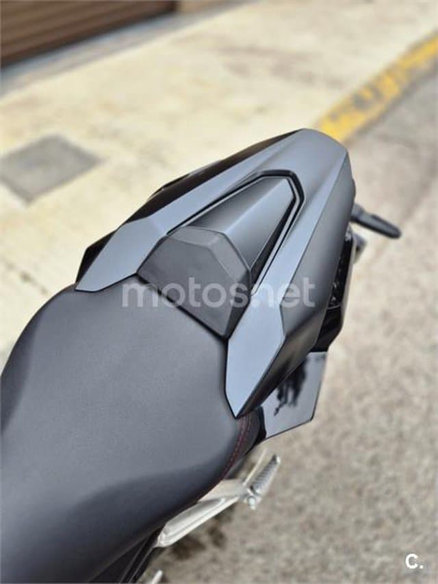Honda CBR 650 R 8900 € 2022 Madrid - 7