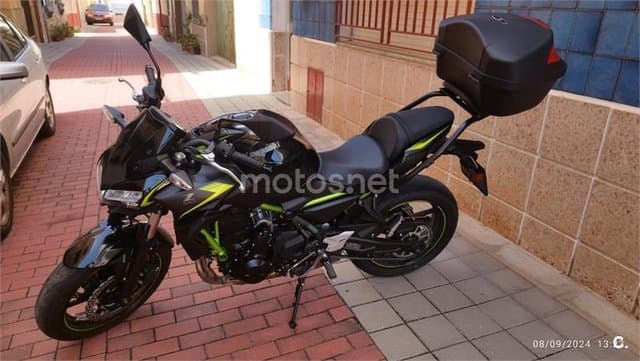 Kawasaki Z 650 5600 € 2023 Valencia - 5