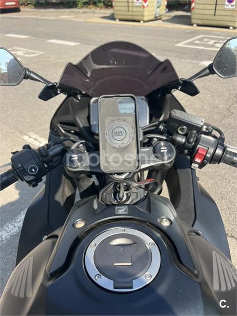 Honda CBR 650 R 9250 € 2024 Barcelona - 6