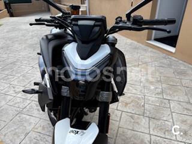 CFMOTO 450 NK 3999 € 2024 Castellón - 3