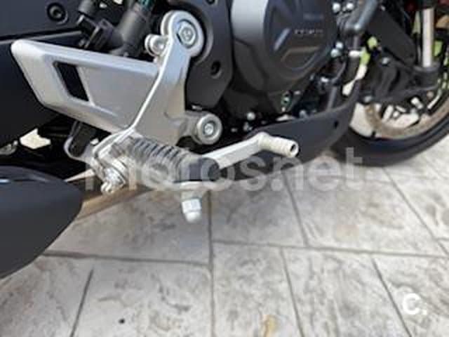 CFMOTO 450 NK 3999 € 2024 Castellón - 5