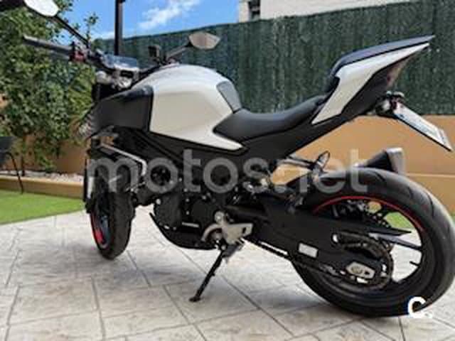 CFMOTO 450 NK 3999 € 2024 Castellón - 8