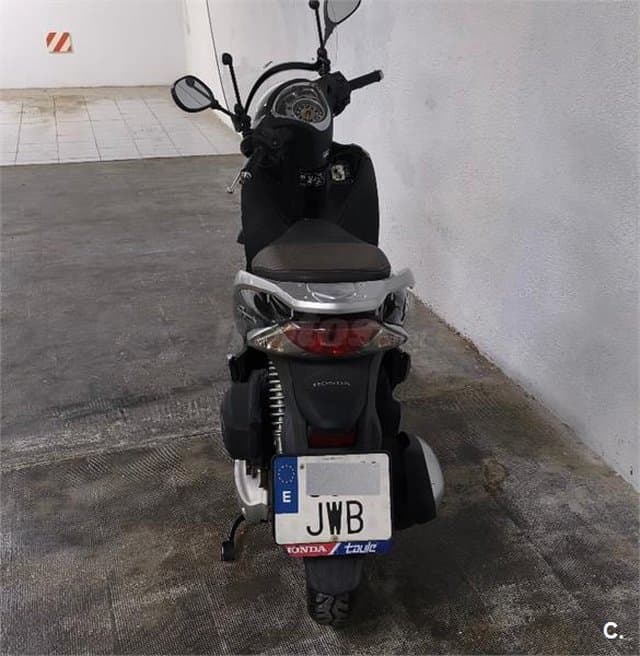 Honda SH Mode 125 2500 € 2018 Barcelona - 1