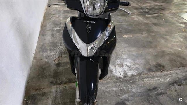 Honda SH Mode 125 2500 € 2018 Barcelona - 6