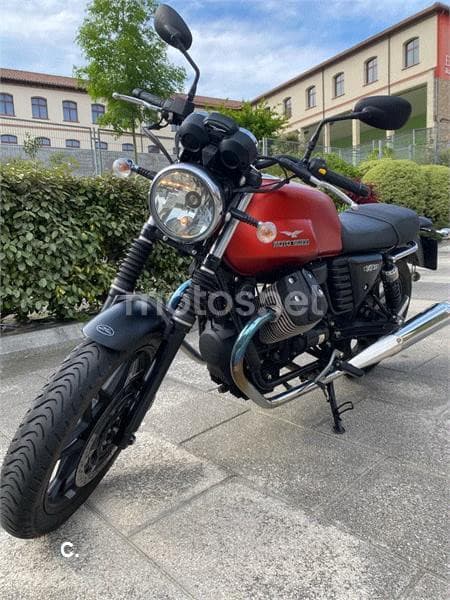 Moto Guzzi V7 II 4490 € 2016 Bizkaia - 1