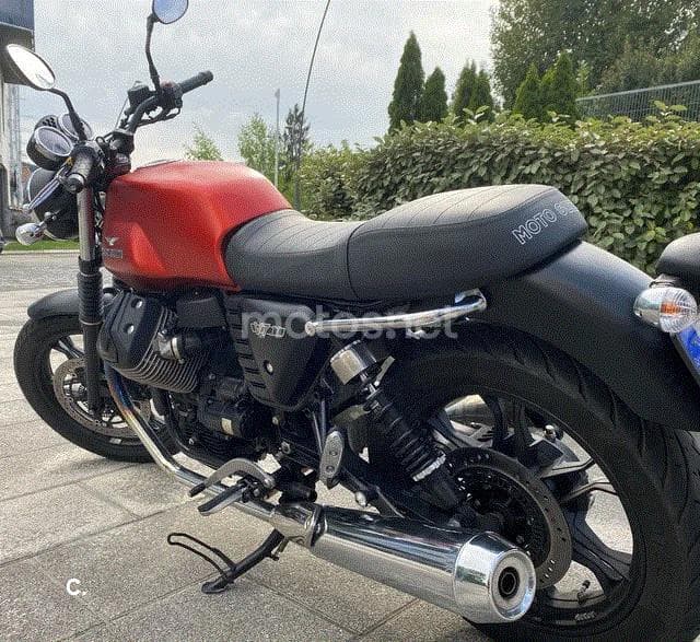 Moto Guzzi V7 II 4490 € 2016 Bizkaia - 3
