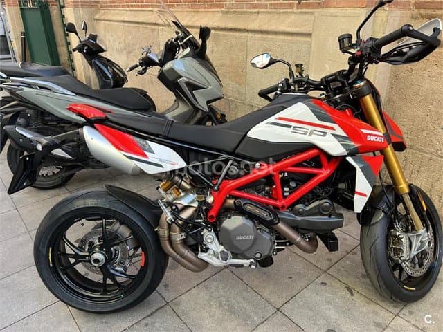 Ducati Hypermotard 14.990 € 2023 Barcelona - 7