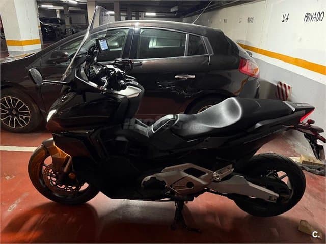 Honda Forza 750 9000 € 2022 Madrid - 3