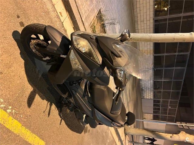 SYM Joymax 300 1650 € 2014 Barcelona - 2