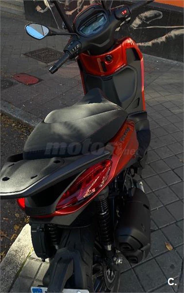 Piaggio Beverly 4899 € 2023 Madrid - 8