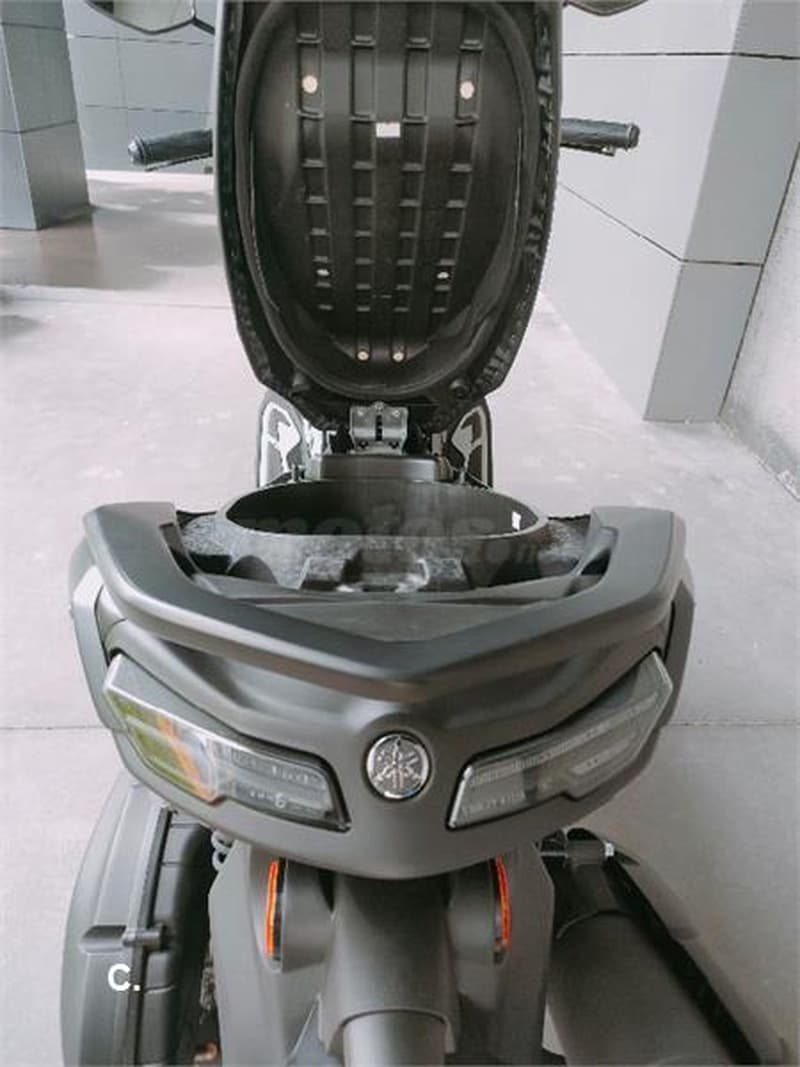 Yamaha NMAX 3100 € 2024 Pontevedra - 3