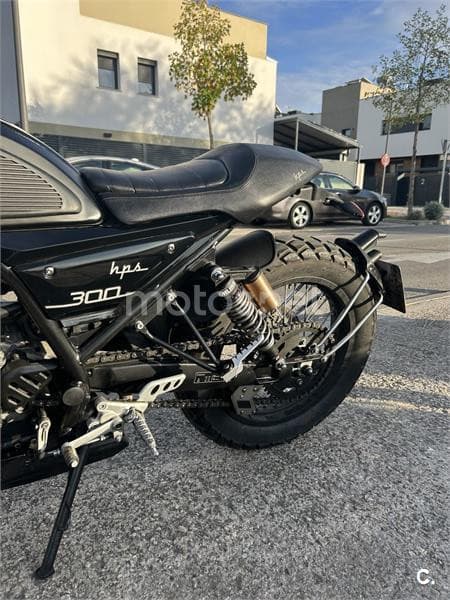 FB Mondial HPS 300 2300 € 2018 Madrid - 3