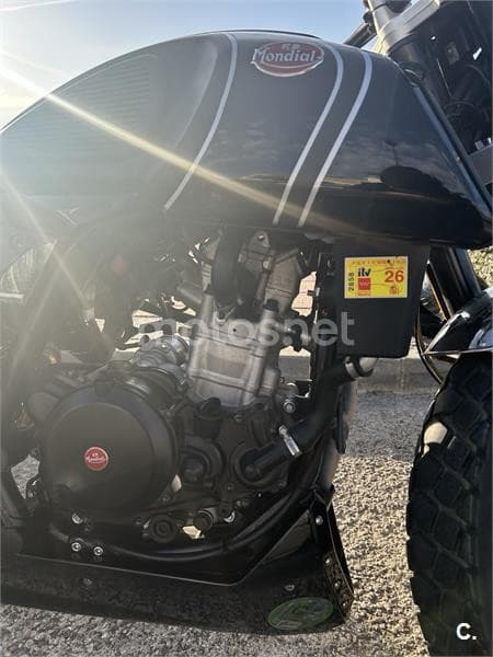 FB Mondial HPS 300 2300 € 2018 Madrid - 4