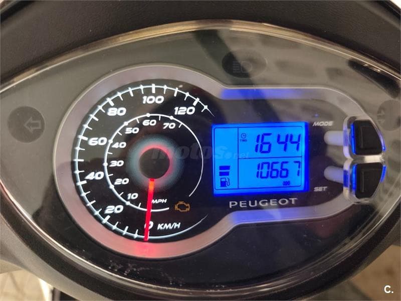 Peugeot TWEET 125 1500 € 2022 Sevilla - 3