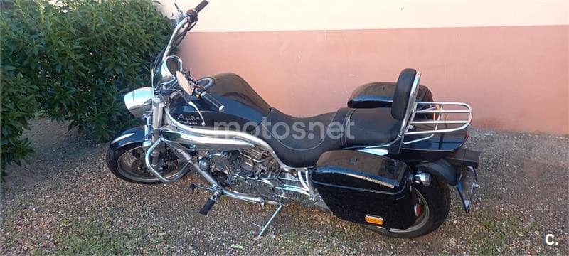 Hyosung GV 250i AQUILA 1750 € 2007 Almería - 1
