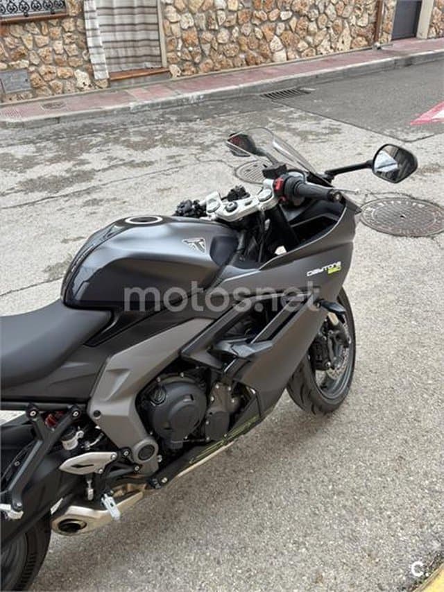 Triumph Daytona 660 8500 € 2024 Madrid - 15