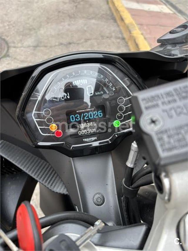 Triumph Daytona 660 8500 € 2024 Madrid - 4