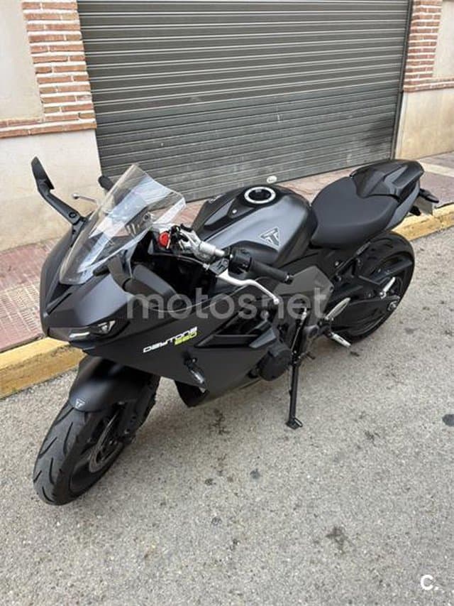Triumph Daytona 660 8500 € 2024 Madrid - 5