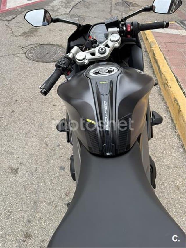Triumph Daytona 660 8500 € 2024 Madrid - 7