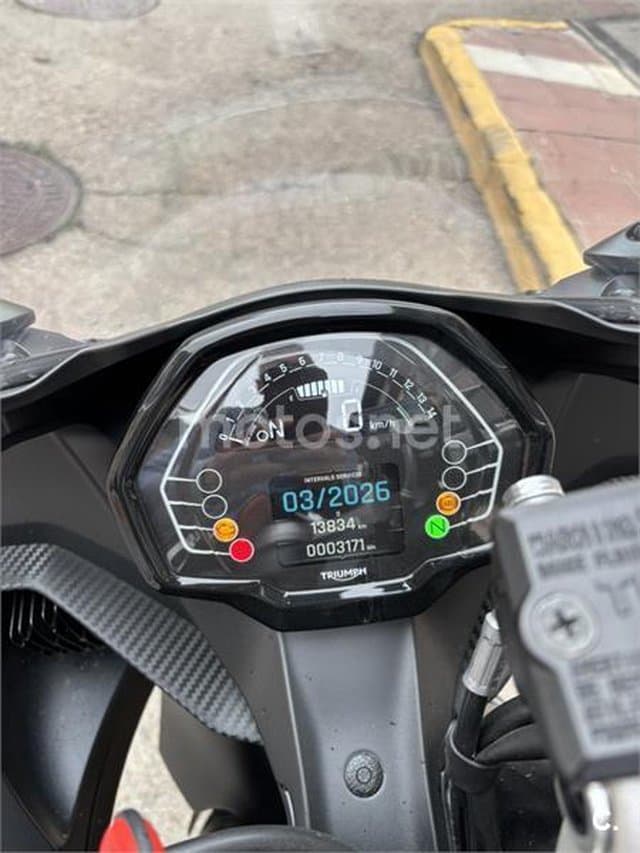 Triumph Daytona 660 8500 € 2024 Madrid - 9