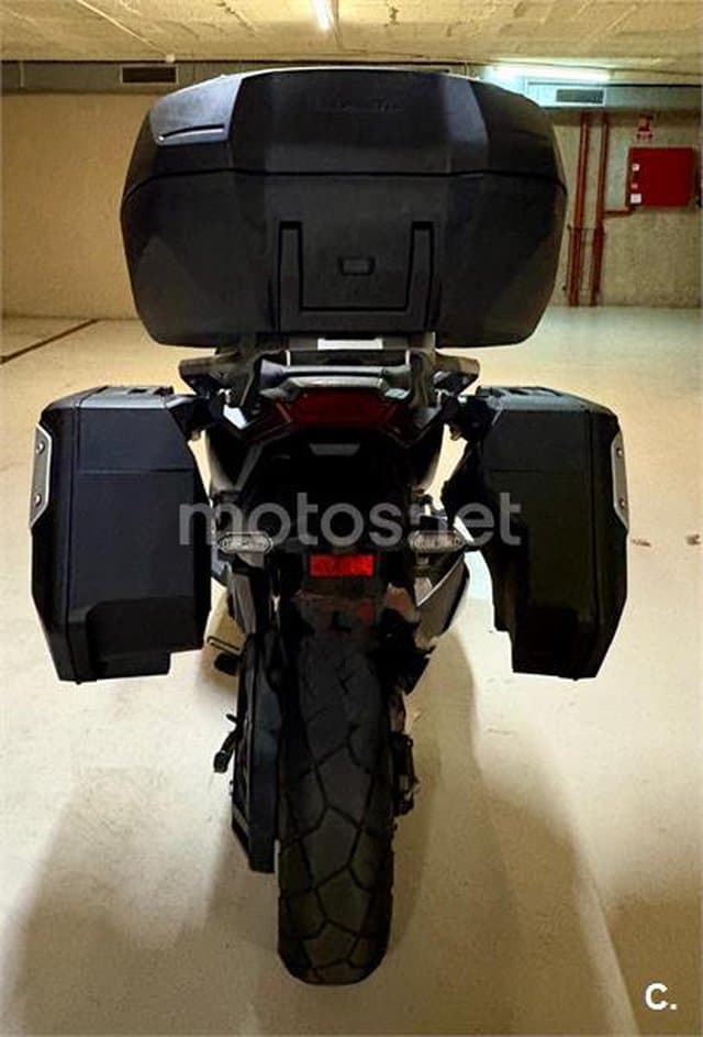 Honda X-ADV 12.500 € 2022 Barcelona - 4