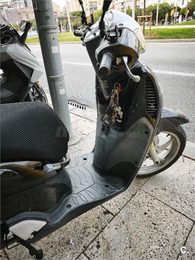 Honda Scoopy SH150i 1400 € 2007 Barcelona - 11