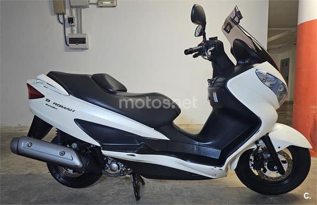 Suzuki BURGMAN 125 Executive 1800 € 2012 Valencia - 2