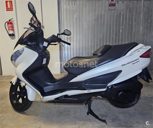 Suzuki BURGMAN 125 Executive 1800 € 2012 Valencia - 7