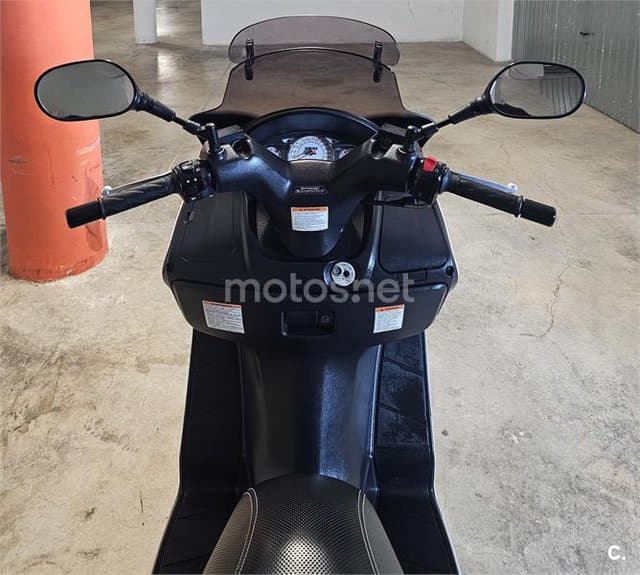 Suzuki BURGMAN 125 Executive 1800 € 2012 Valencia - 10