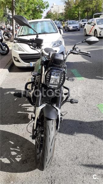 Voge 300 2800 € 2022 Madrid - 6