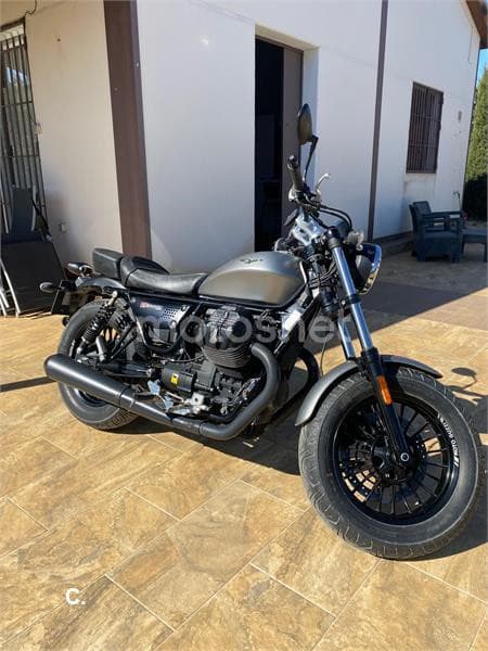 Moto Guzzi V9 5700 € 2017 Sevilla - 4