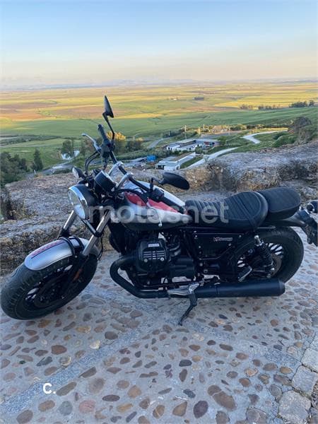 Moto Guzzi V9 5700 € 2017 Sevilla - 9