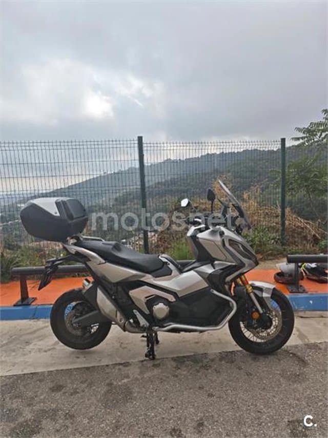 Honda X-ADV 9500 € 2021 Barcelona - 3