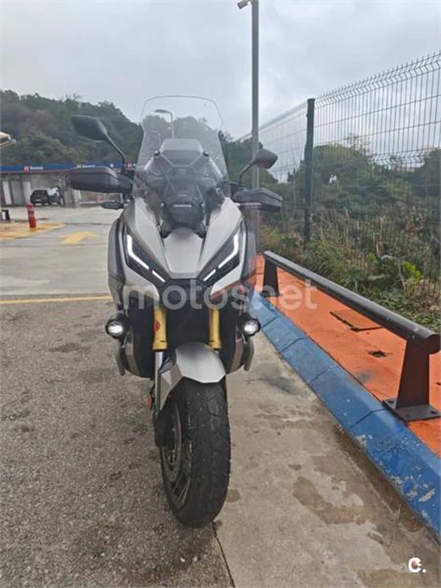 Honda X-ADV 9500 € 2021 Barcelona - 4
