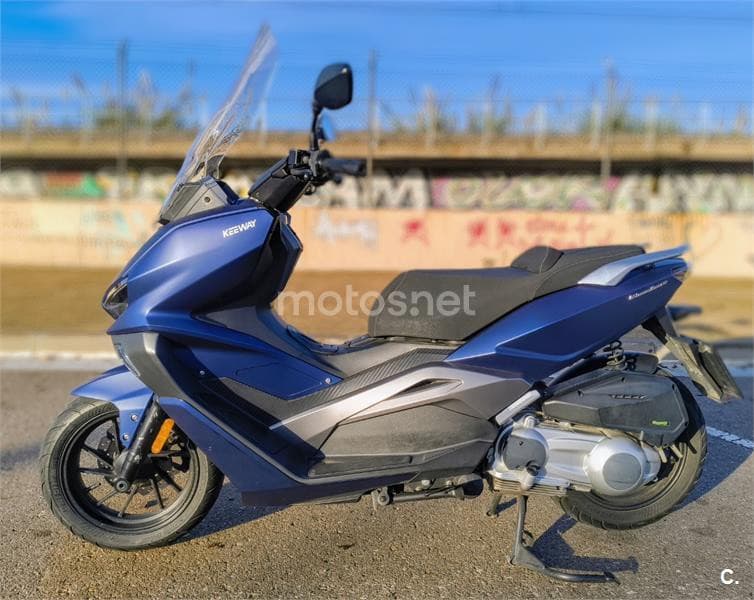 Keeway Vieste 300 2500 € 2023 Barcelona - 5