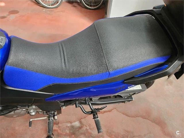 Suzuki V-Strom 650 2799 € 2007 Valencia - 8