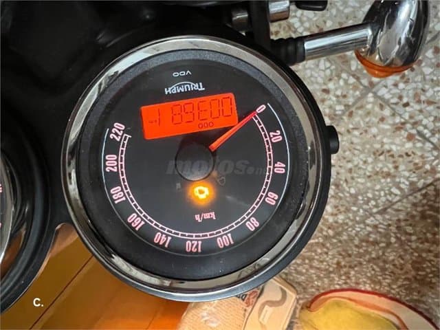 Triumph Bonneville T100 5000 € 2012 Alicante - 2