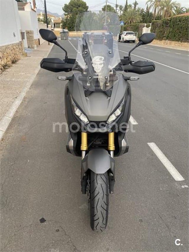 Honda X-ADV 7300 € 2018 Alicante - 3