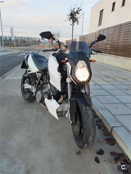 KTM 690 SUPERMOTO R 3800 € 2008 Sevilla - 1