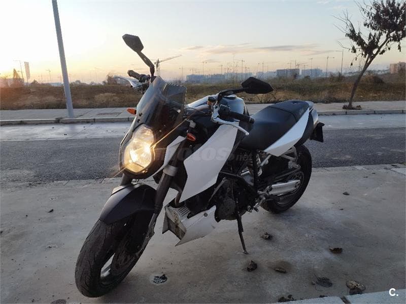 KTM 690 SUPERMOTO R 3800 € 2008 Sevilla - 2