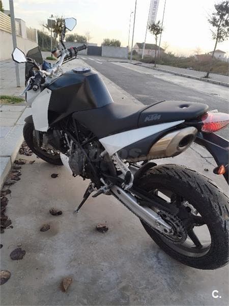 KTM 690 SUPERMOTO R 3800 € 2008 Sevilla - 3