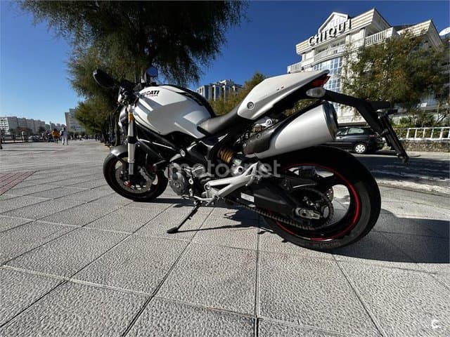 Ducati Monster 696 4500 € 2009 Cantabria - 1