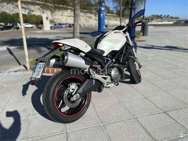 Ducati Monster 696 4500 € 2009 Cantabria - 2