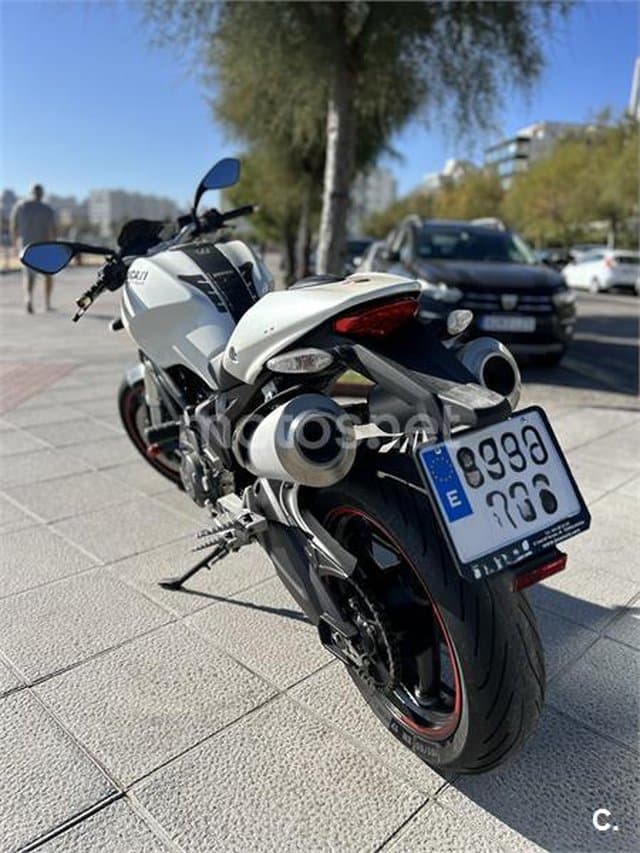 Ducati Monster 696 4500 € 2009 Cantabria - 9